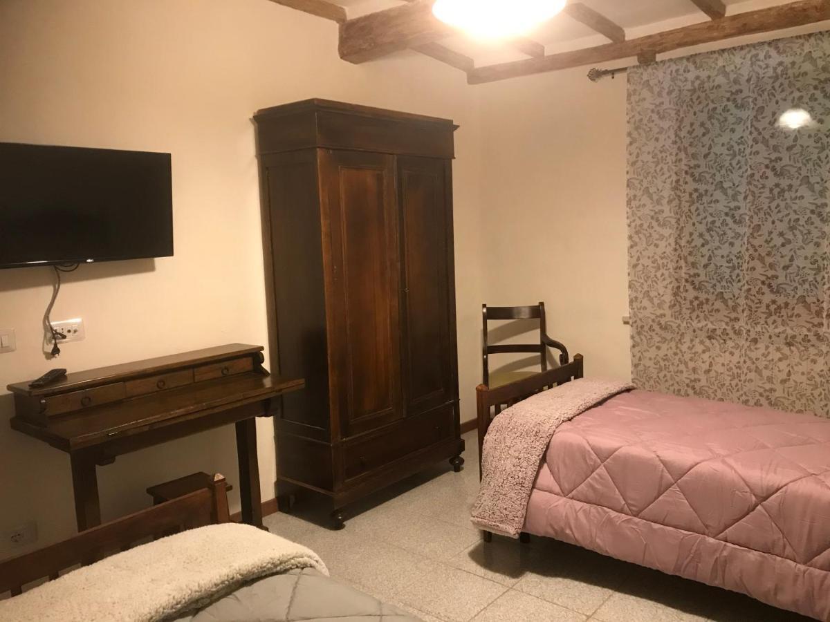 Casa Vacanze Elisabetta 蒙塔尔奇诺 外观 照片